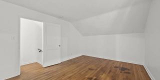 1940 Riverside Dr Gallery 18