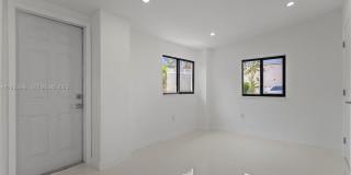 1640 NE 183 ST Gallery 32