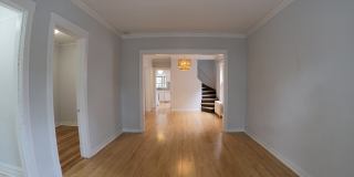 4219 N Albany Avenue Gallery 11