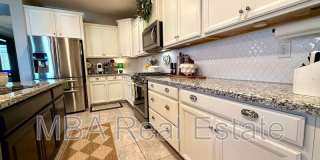 8216 S 42nd Ln Gallery 3