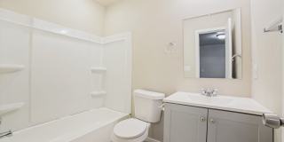 NEWLY-REMODELED 3-BEDROOM HOME IN HERITAGE SUBDIVISION Gallery 20