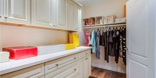 2 Bowie Road Gallery 23