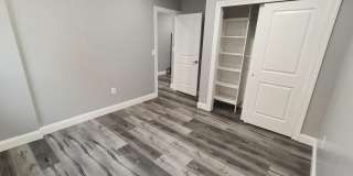 700-8 N MARSHALL Street Gallery 13