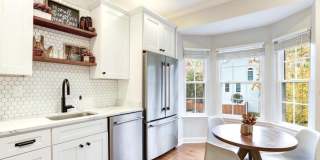 47574 COMER Square Gallery 1