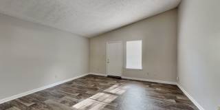 3235 Keystone Lakes Way Gallery 4