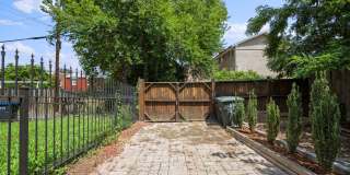 Beautiful- 3Bed/2Bath Townhome! Gallery 25