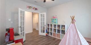 2403 Corradino Street Gallery 15