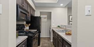 Woodchase Apartments Gallery 52