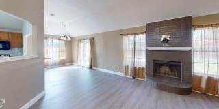 Open Floor Plan! Gallery 5