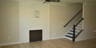 843 ONTARIO Street Gallery 8