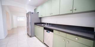 2317 HARRIS STREET Gallery 22