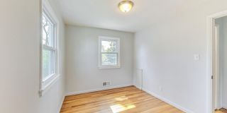 9511 48TH Avenue Gallery 10