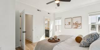 5015 Grayton Alley Gallery 18