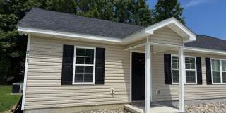 Nice 2 bedroom, 2 bath duplex. No pets allowed. Gallery 1