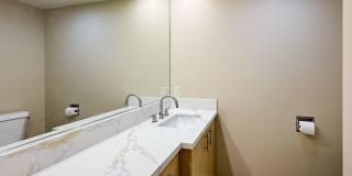 Luxurious Coastal Living: Fully Remodeled 3-Bed, 3.5-Bath with Ocean Views in Sea Point Gallery 16