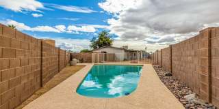 Apply Here www.realty480pm.appfolio.com/listings Gallery 14