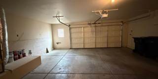 GREAT 2 STORY HOME W/ POOL & SPA Gallery 55