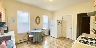 4 Bed in Mission Hill Close to Brigham Circle Gallery 7