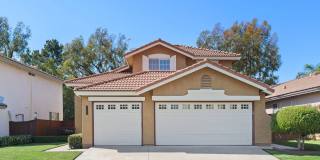Meticulously Maintained Home in Temeku Hills, 4br/3ba, 3 Car Garage, 1981 sqft. + Enclosed Sunroom, Cul-De-Sac, Gardener Included Gallery 1