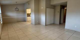 5205 SE Primrose Way Gallery 4