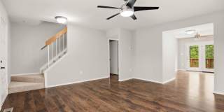 1382 ALMOND DR Gallery 7