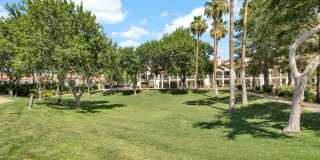 The Catherine Townhomes at Scottsdale Gallery 38