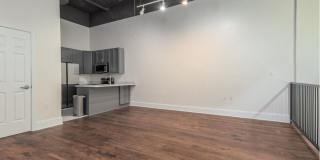 Modern Downtown Memphis Condo with Prime Location Gallery 19