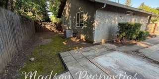 1271 East 8th Street - #B 1271 East 8th Street - #B Gallery 15