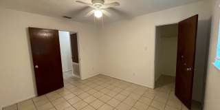 3/2 Southside 1800 sqft, pet friendly, enclosed yard Gallery 28