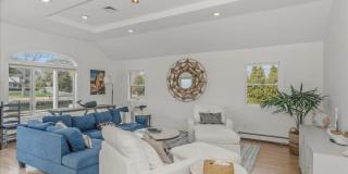 14 Penny Lane Gallery 4