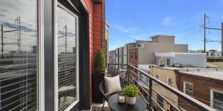 AUGUST 10 Beautiful 4 bed 3 bath home with tons of light and lots of outdoor space!! Gallery 29
