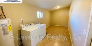 7532 North Rasmussen Avenue Gallery 17