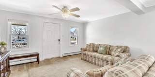 320 Ocean Park Avenue Gallery 8