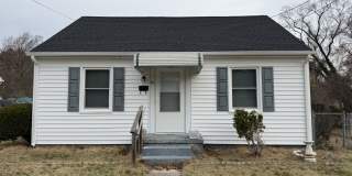 711 Dennis Street Gallery 1