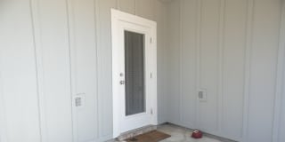 4-Bedroom Home - Community Pool Gallery 29