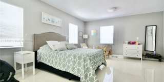 18076 Northeast 19th Avenue Gallery 7