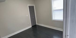 New renovation Spacious  South Shore 3bed room 1 bath units Gallery 11