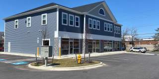 1812 MAIN Street Gallery 17