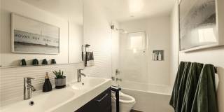 610 9th Street Gallery 27