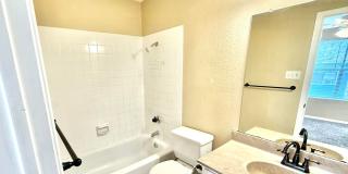 Townhome for Lease in North Austin! Gallery 9