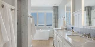 1347 Palisades Beach Rd Gallery 37