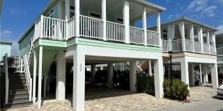 352 NE Starboard Drive Gallery 1