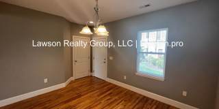 Luxurious Colonial Green Townhome with Garage Gallery 13