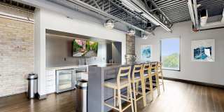 700 Central Gallery 37