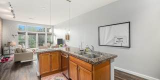 Charming 1BR Condo in Denver Gallery 9