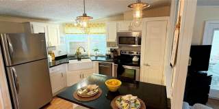 161 GREENVIEW DRIVE Gallery 7