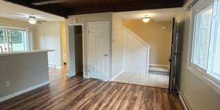 Charming Midtown Duplex Gallery 8