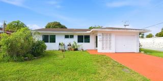 3002 NW 48th St Gallery 1