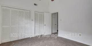 2220 East Victory Drive Gallery 19