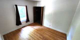 Spacious 2 Bedroom Home w/ 2.5 car garage - Westmont Gallery 5